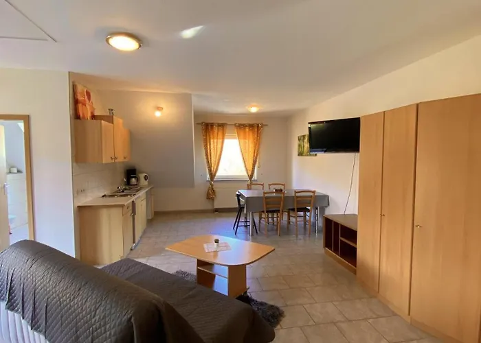 | Restaurant | Forellenzucht Hotel Burgen (Mayen-Koblenz)